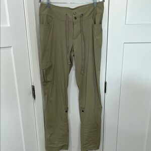 Columbia women’s Tan/ Pants outdoor hiking fishing gorp core hiking outdoors
